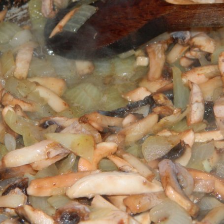 Krok 1 - Tagliatelle z kurczakiem w sosie serowo-śmietanowym foto