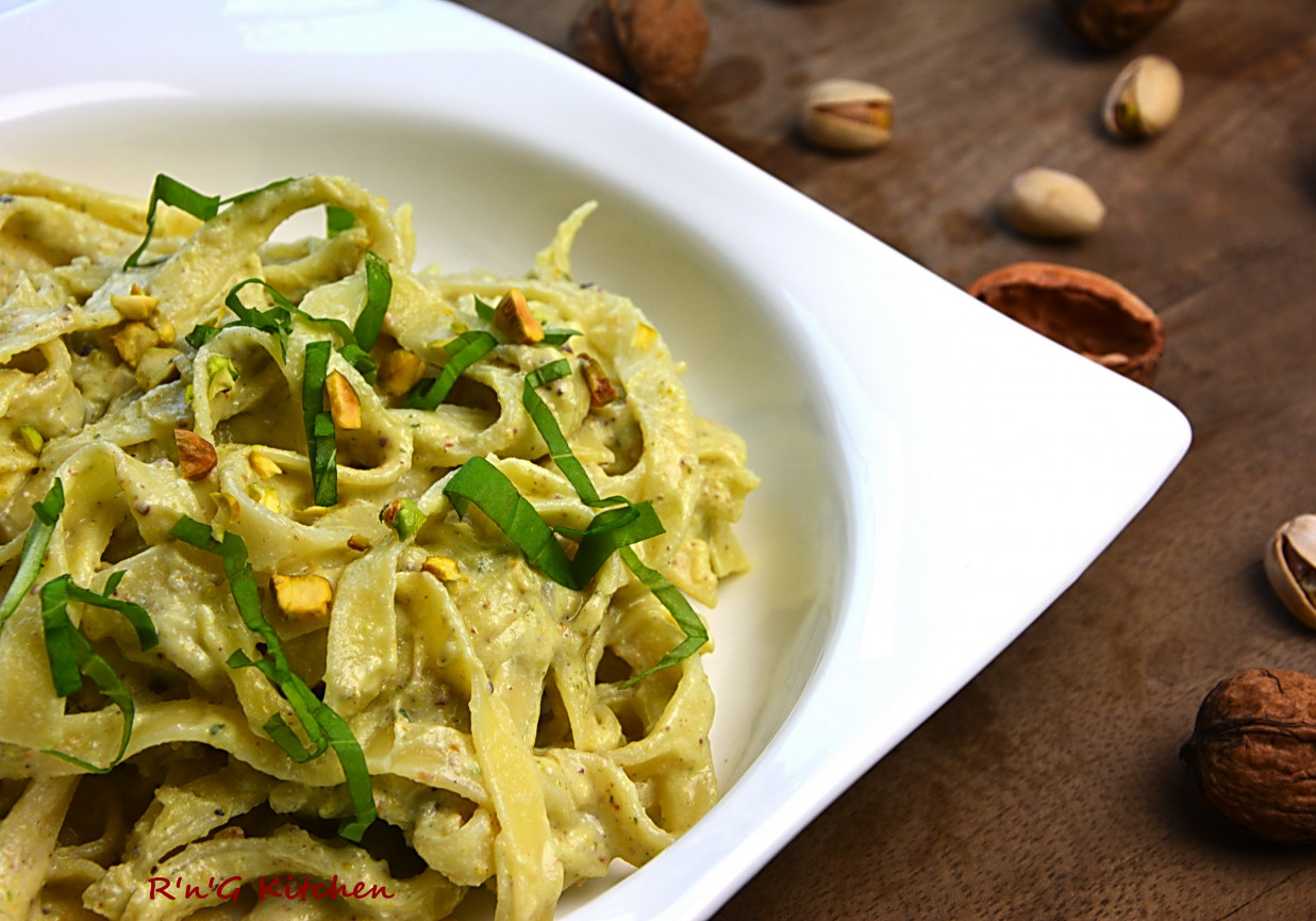 Tagliatelle z pistacjowym pesto DoradcaSmaku.pl