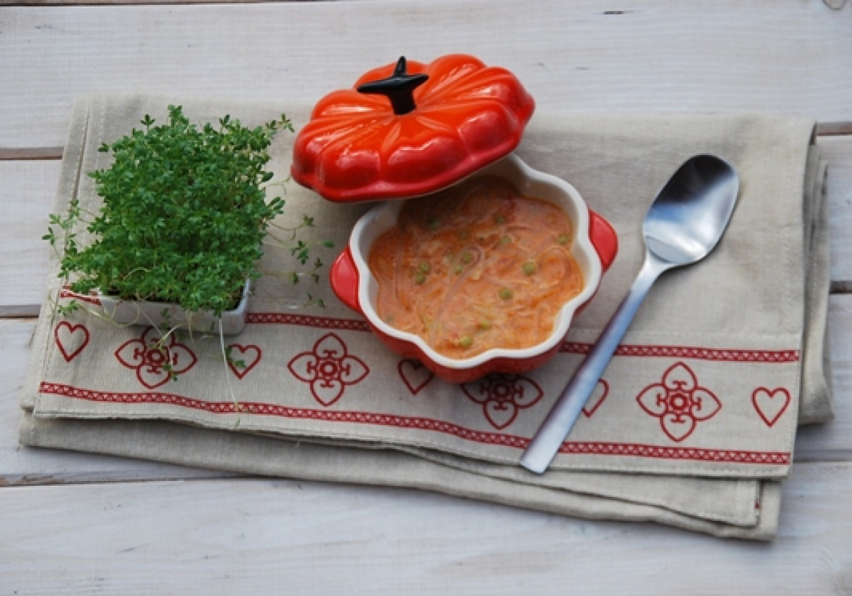 Tajska zupa pomidorowa z krewetkami foto
