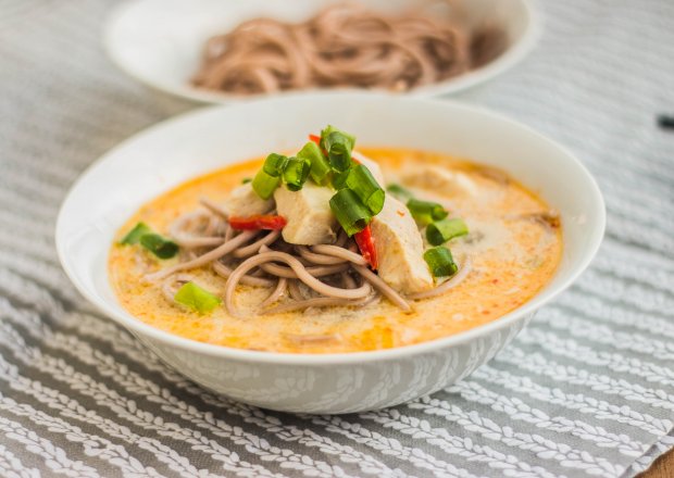Fotografia przedstawiająca Tajska zupa