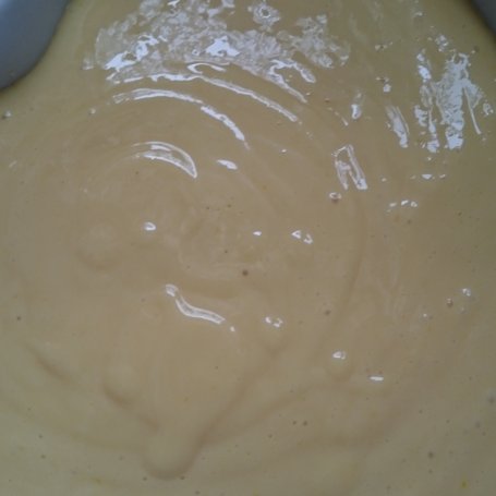 Krok 2 - Tarta cytrynowa z mleczkiem skondensowanym i bezą  foto