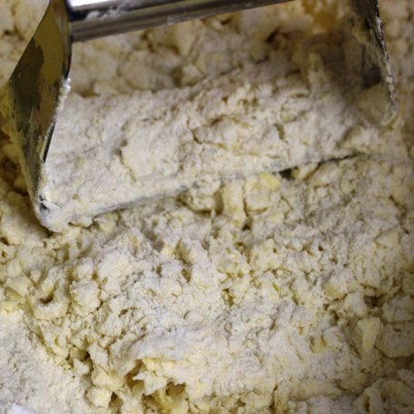 Krok 1 - Tarta kokosowo-migdałowa z truskawkami foto