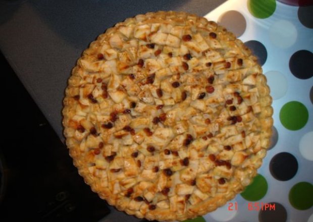 Fotografia przedstawiająca tarta maślana z jabłkami
