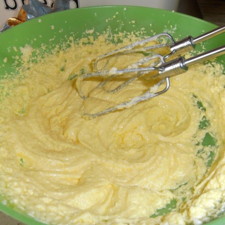 Krok 1 - Tarta rabarbarowa tonąca w orzeszkach foto
