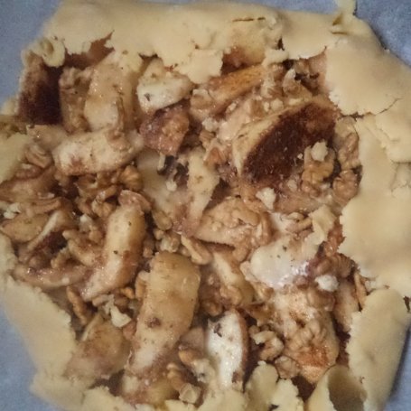 Krok 6 - Tarta rustykalna z jabłkami i orzechami włoskimi :) foto