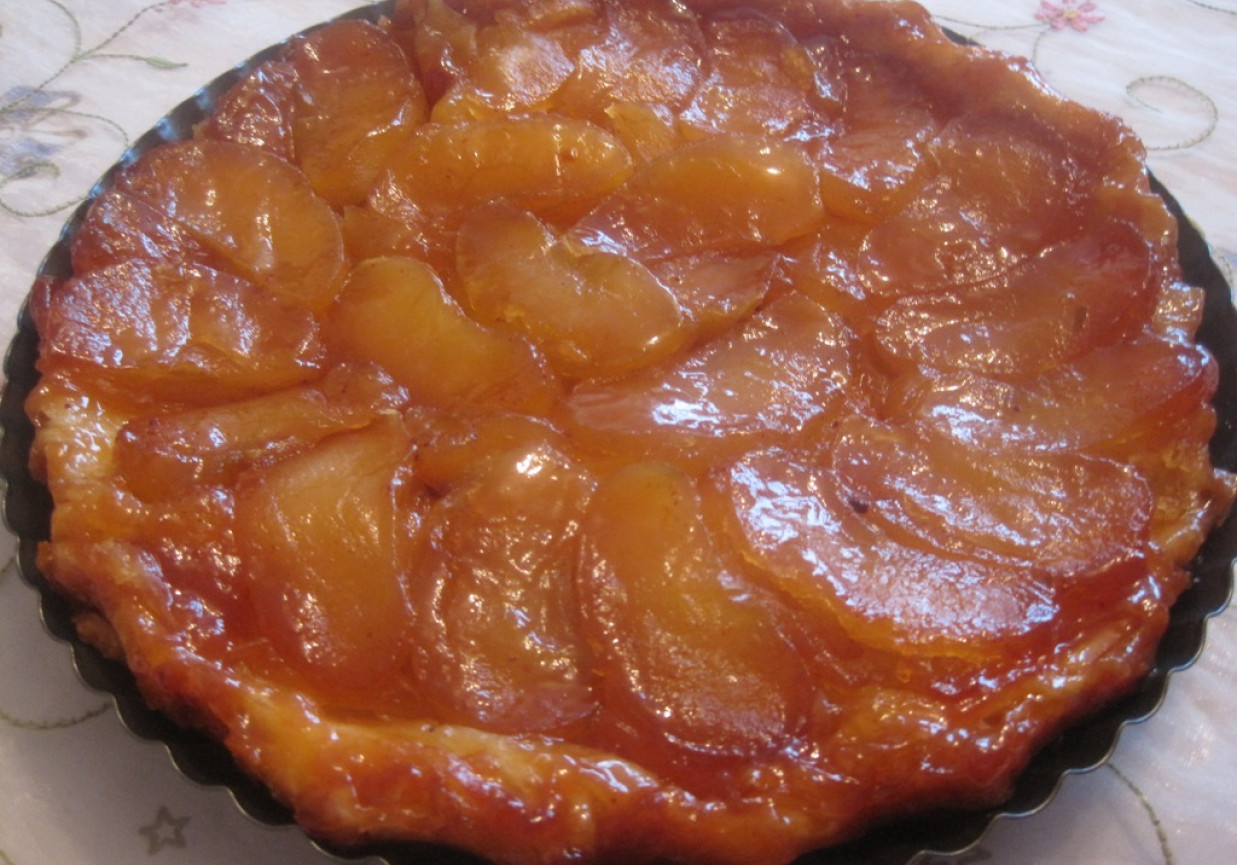 Tarta Tatin, czyli babcine karmelizowane jabłka foto