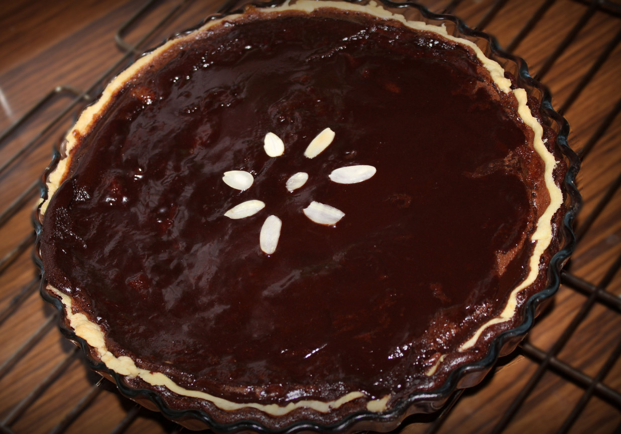Tarta truskawkowo - jabłkowa z masą czekoladową foto