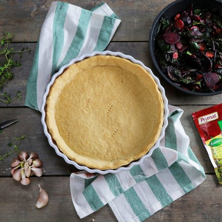Krok 2 - Tarta z botwinką i kozim serem foto