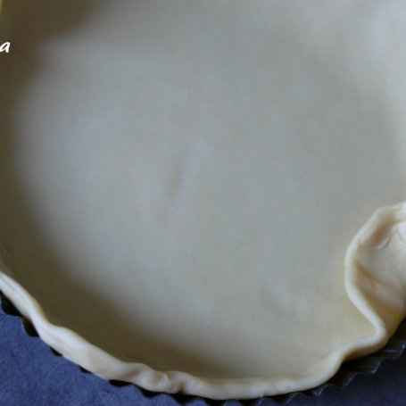 Krok 13 - Tarta z kalafiorem i boczkiem foto