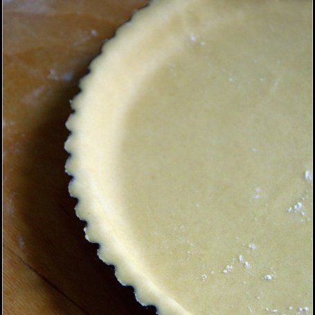 Krok 2 - Tarta z kiszoną kapustą i morelami foto