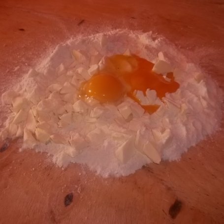 Krok 1 - Tarta z konfiturą z rabarbaru i bezą foto