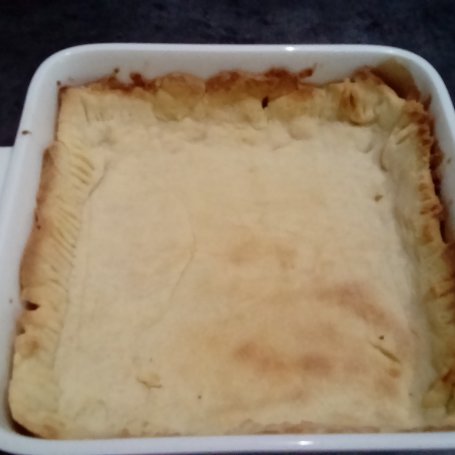 Krok 2 - tarta z kremem czekoladowym i malinami foto