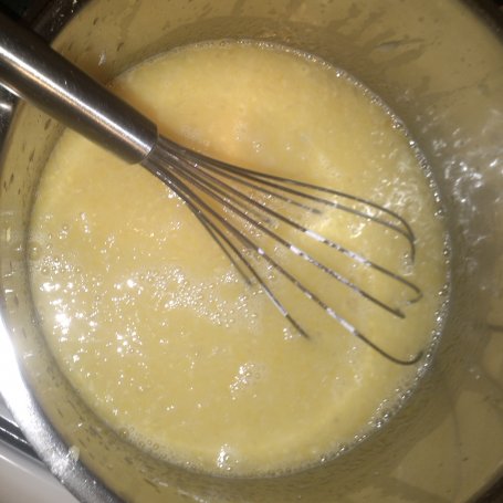 Krok 4 - tarta z lemon curd i bezą foto