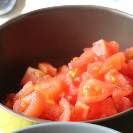 Krok 1 - Tarta z łososiem, pomidorami i mozarellą foto
