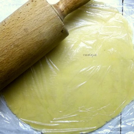 Krok 2 - tarta z morelami i amaretti (crostata di albicocche e amaretti) foto