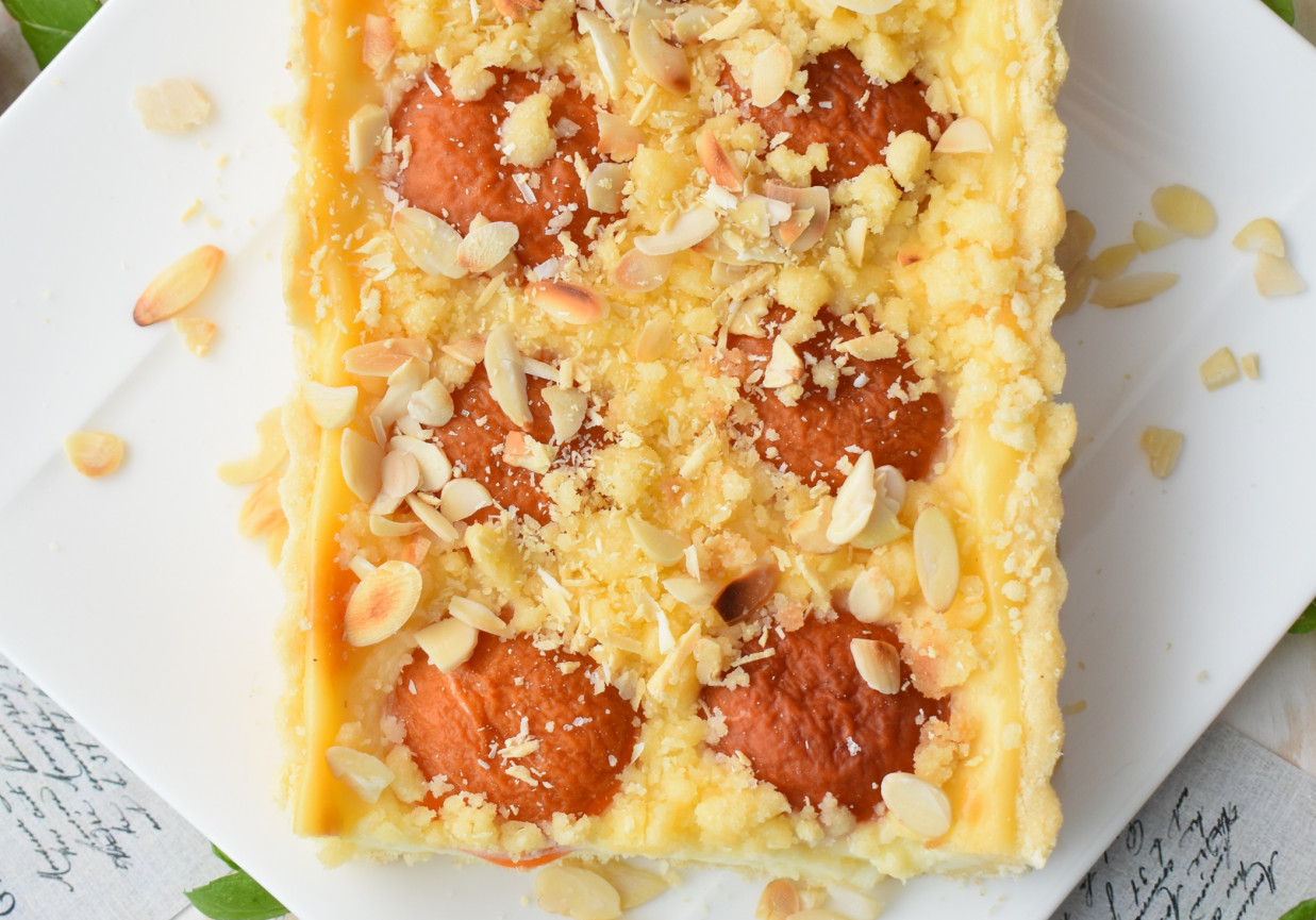 tarta z morelami foto