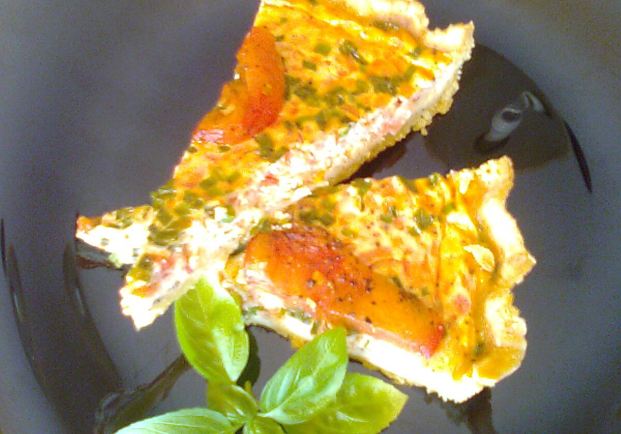 Tarta z pomidorami DoradcaSmaku.pl