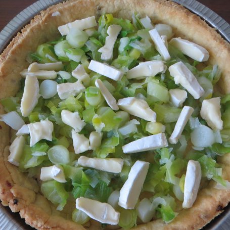 Krok 3 - Tarta z porem i fioletowymi ziemniakami foto