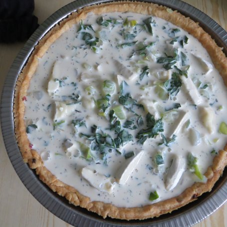Krok 4 - Tarta z porem i fioletowymi ziemniakami foto