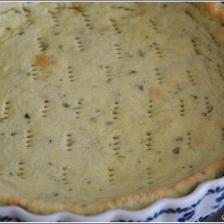 Krok 3 - TARTA Z RICOTTĄ, BAKŁAŻANEM, SZPARAGAMI I CUKINIĄ foto