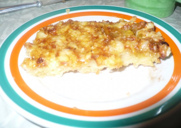 Fotografia przedstawiająca Tarta z serem i cebulą