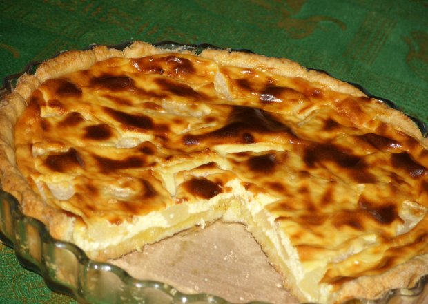 Fotografia przedstawiająca Tarta z serem i gruszkami