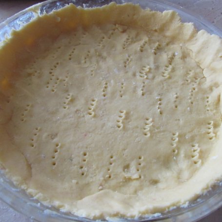 Krok 2 - Tarta z truskawkami i rabarbarem foto