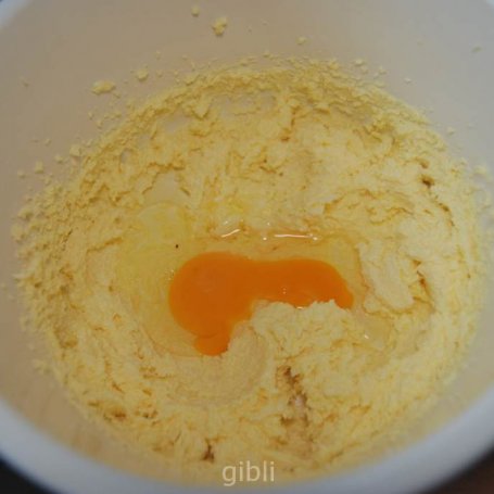 Krok 3 - Tarta z truskawkami foto