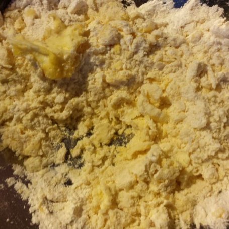 Krok 1 - Tarta ze szpinakiem, brokułami i pietruszką foto