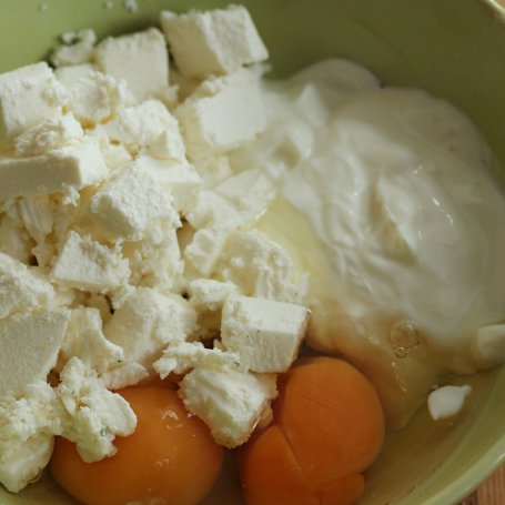 Krok 5 - Tarta ze szpinakiem i jajkiem foto