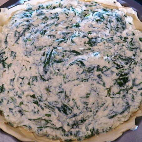 Krok 2 - Tarta ze szpinakiem, pomidorami i serem foto