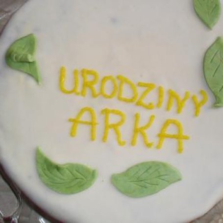 Krok 7 - Tęczowy tort z cytrynowym kremem foto