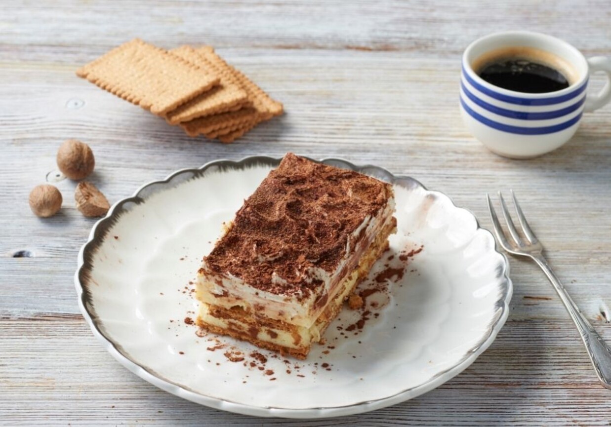 Tiramisu z serem feta i gałką muszkatołową foto