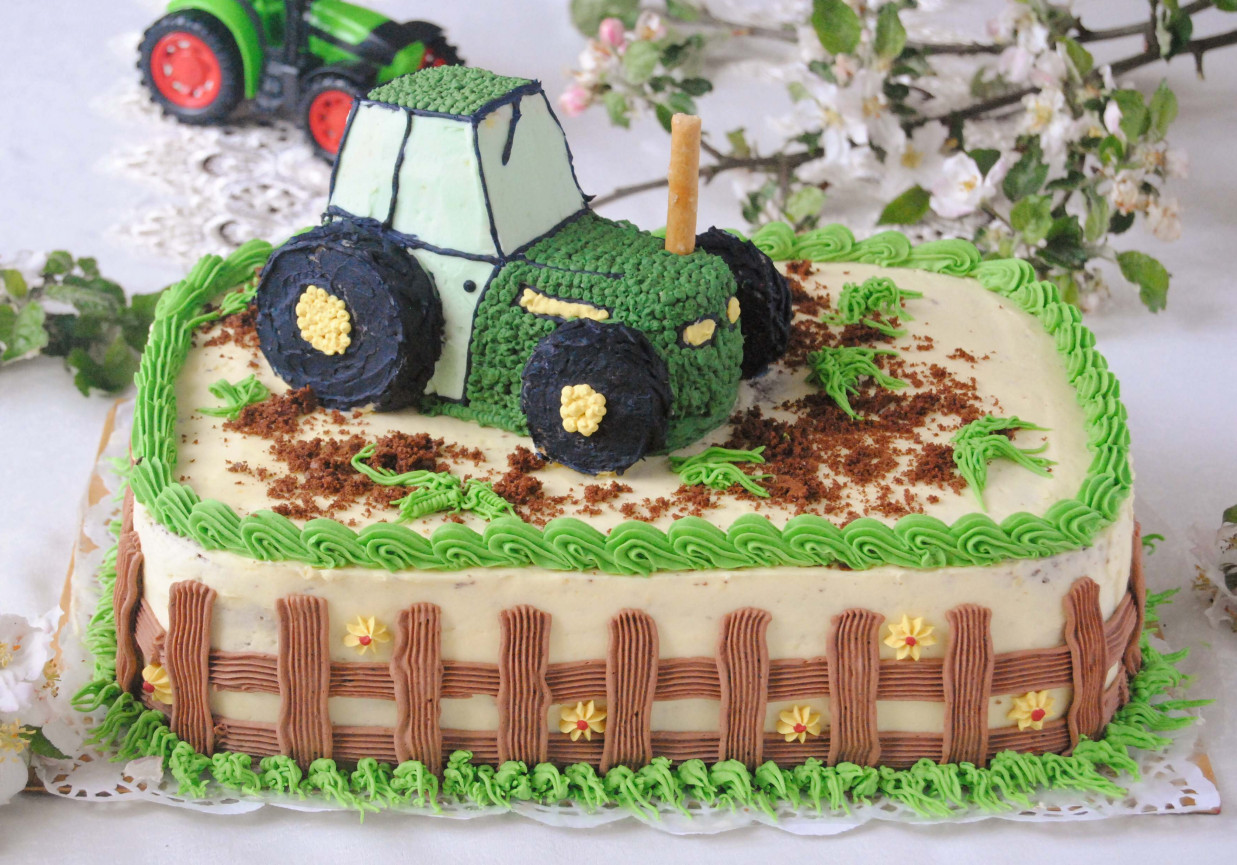 Torcik dla „małych fanów traktorów” foto
