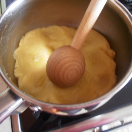 Krok 1 - Torcik karpatkowy o smaku kiwi foto