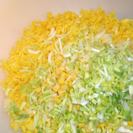 Krok 6 - Torcik ryżowy kolorowy foto