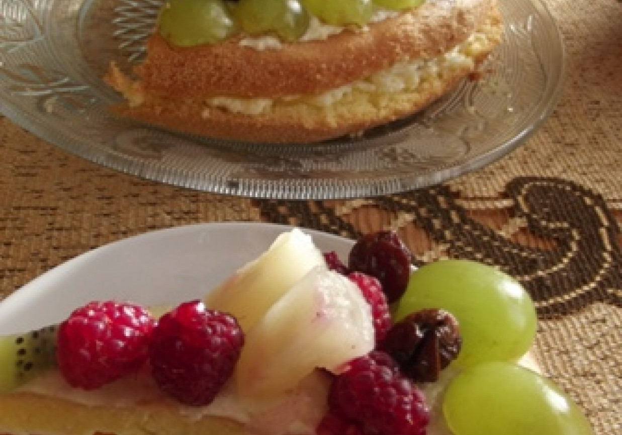 Torcik z owocami w wersji mini foto