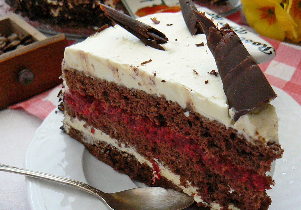 Tort czekoladowo malinowy foto