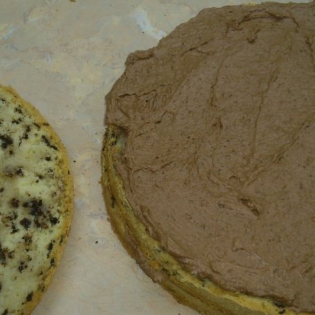 Krok 3 - Tort czekoladowy w piegi foto