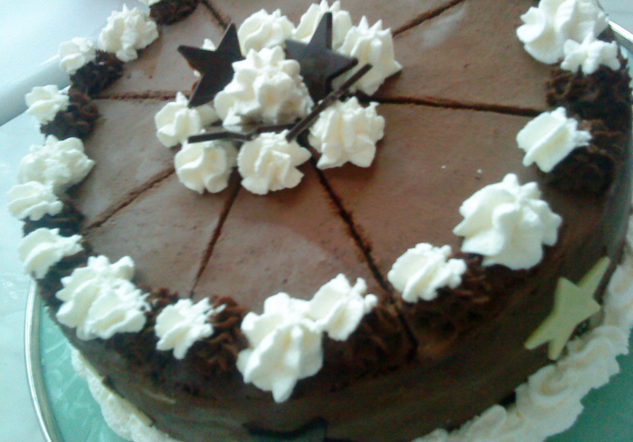 Tort czekoladowy z kremem mascarpone foto