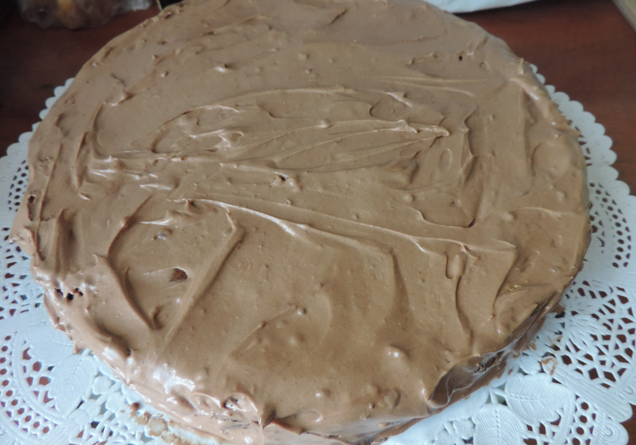 Tort czekoladowy z Malteserami foto