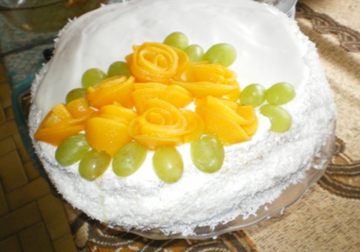 Tort imieninowy z owocami foto