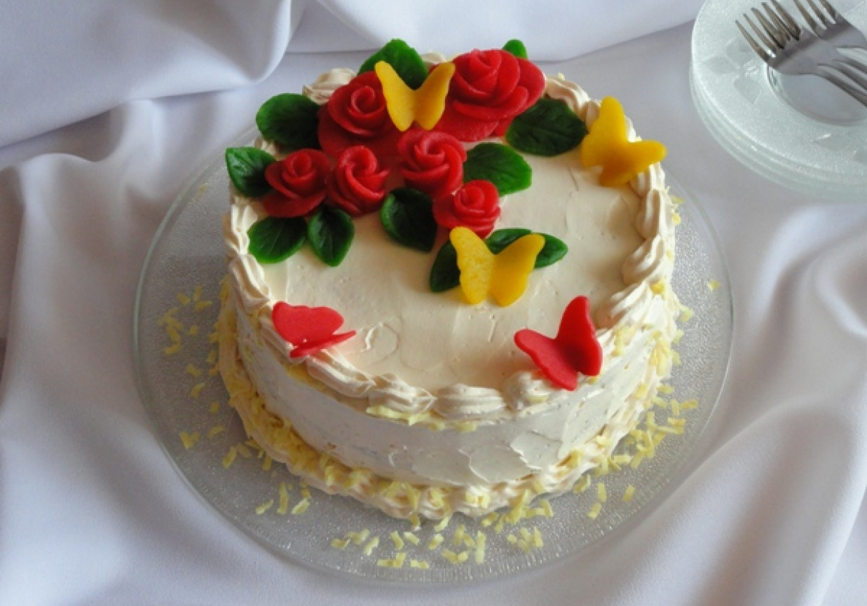 Tort kakaowo-brzoskwiniowy foto