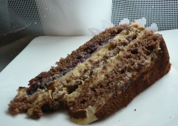Fotografia przedstawiająca Tort kakaowo-krówkowy