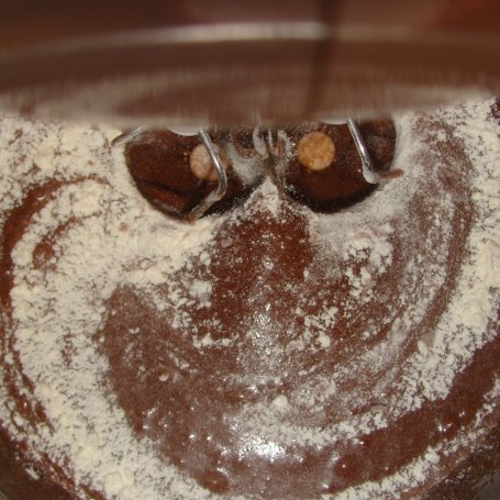 Krok 1 - Tort kakaowy z masą brzoskwiniową i masą cukrową foto