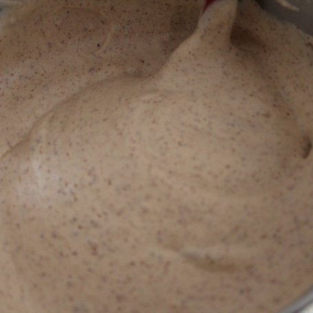 Krok 1 - Tort kakaowy z truskawkami i masą z mascarpone foto