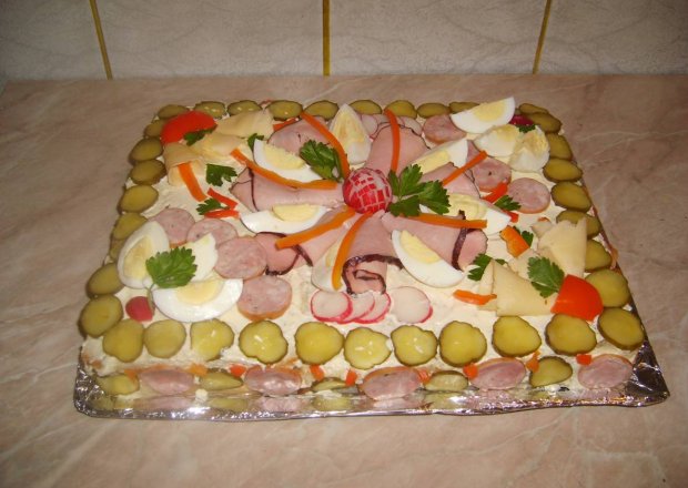 Fotografia przedstawiająca Tort kanapkowy