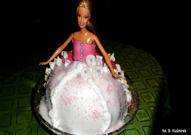 Fotografia przedstawiająca Tort Księżniczka, tort Lalka Barbie