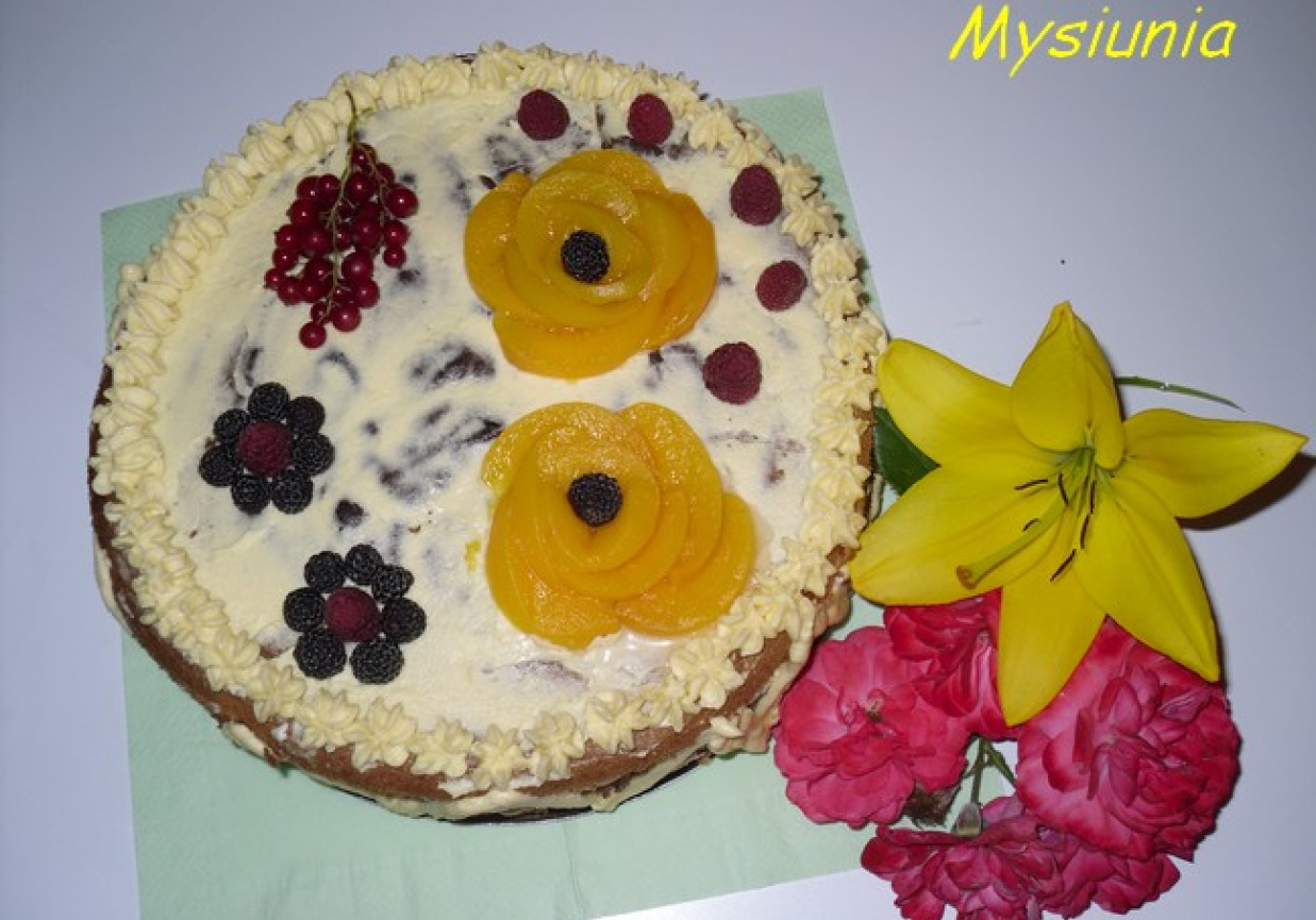 Tort malinowo – brzoskwiniowy foto