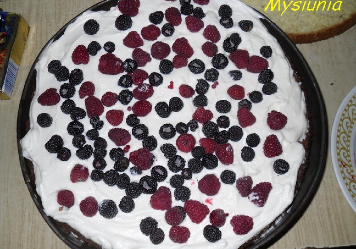 Tort malinowo – brzoskwiniowy foto